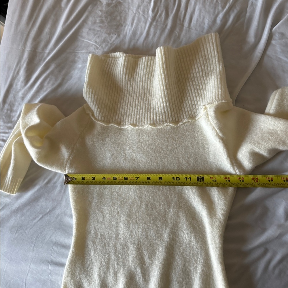 Cream Off The Shoulder Cowl Neck Sweater Ivory Oversized Cozy Knit Small - Picture 13 of 15
